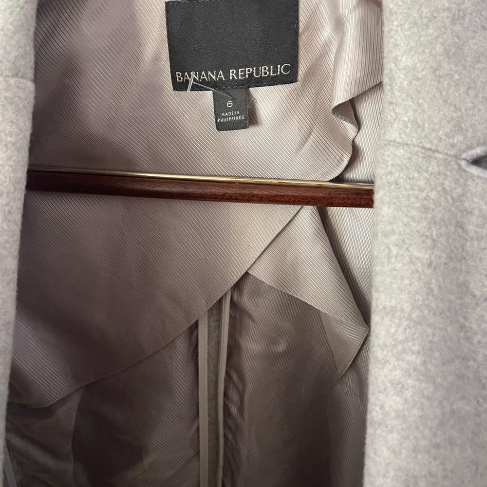 Banana Republic Classic Gray Trench Coat - Picture 6 of 13